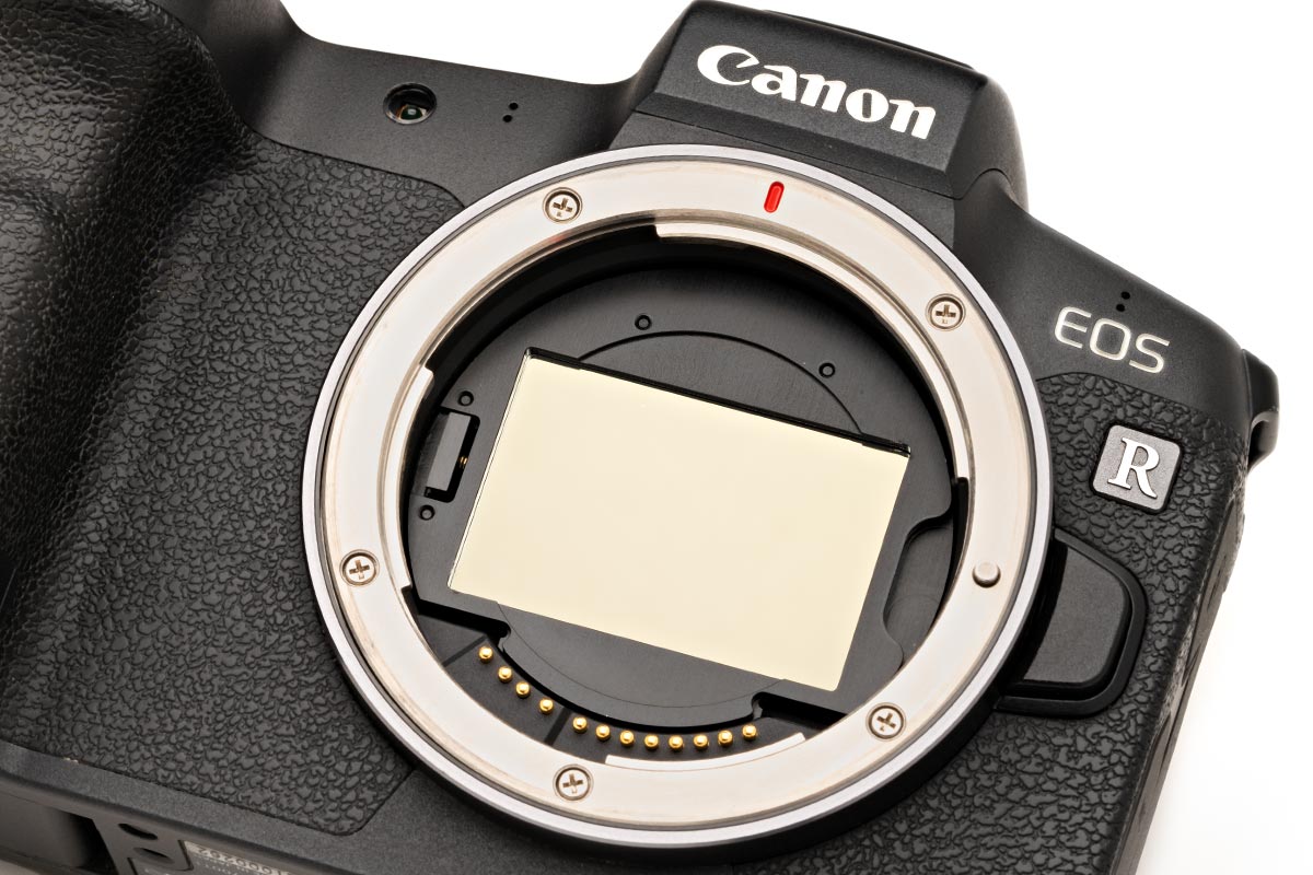 Clip Filter Set + Aerospace-grade Metal Case for Canon EOS R series cameras