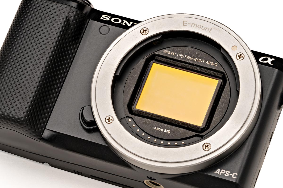 Clip Filter Set + Aerospace-grade Metal Case for Sony APS-C